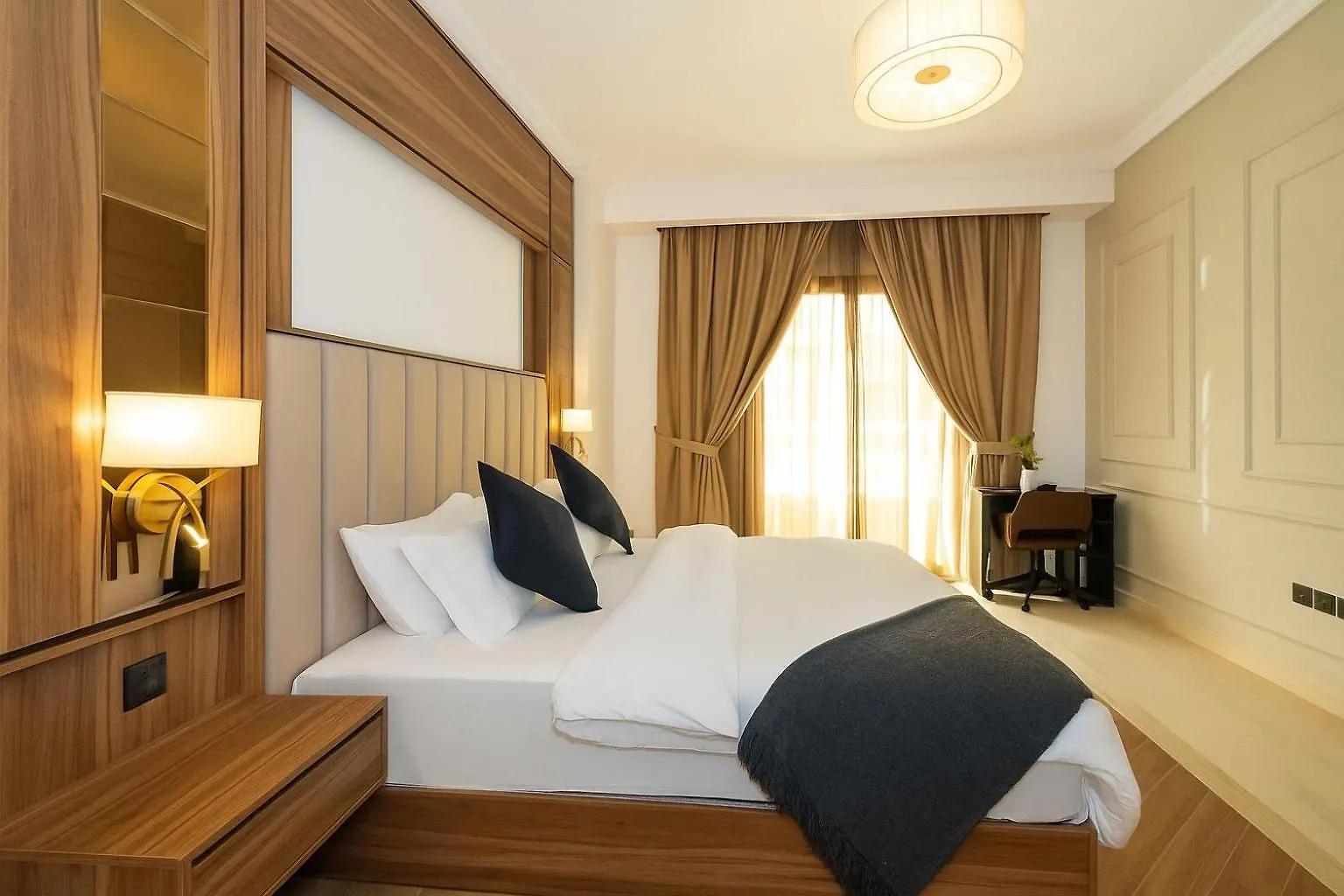 Luxe Spacious 1 Bedroom Apartment Dubai United Arab Emirates