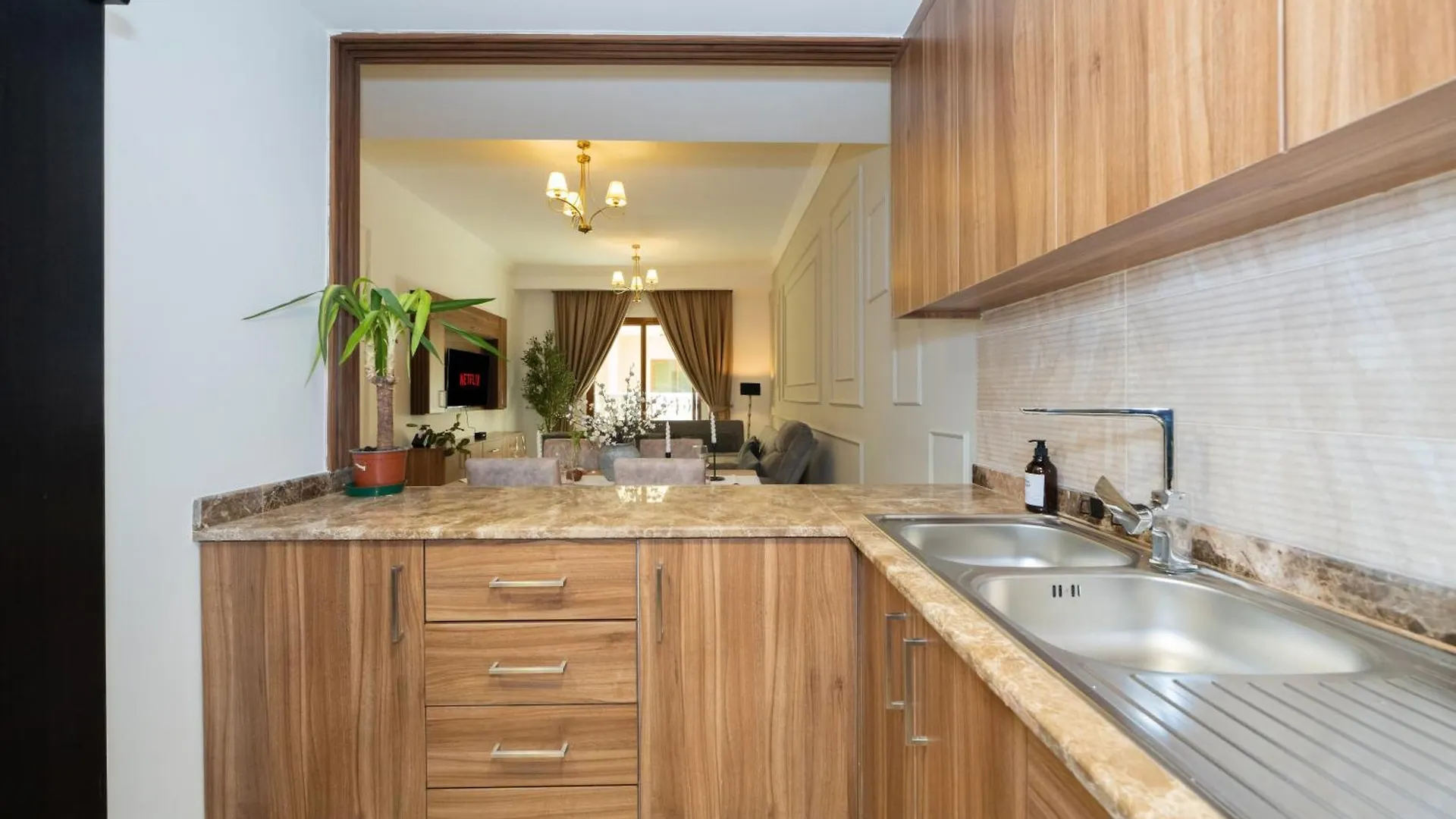 Luxe Spacious 1 Bedroom Apartment Dubai Vereinigte Arabische Emirate